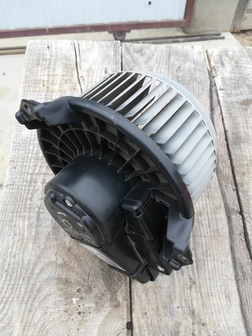 Електромотор пічки AV2727008103 TOYOTA