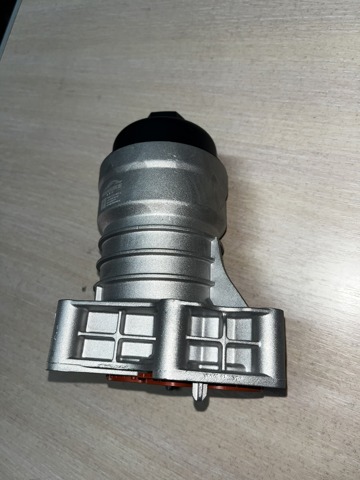 Корпус масляного фільтра 06M115401F VAG