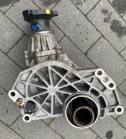 Коробка роздавальна в зборі 473003D310 HYUNDAI
