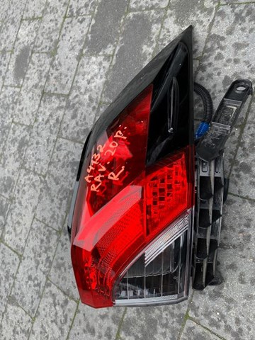 Ліхтар задній правий, зовнішній 8155042230 TOYOTA