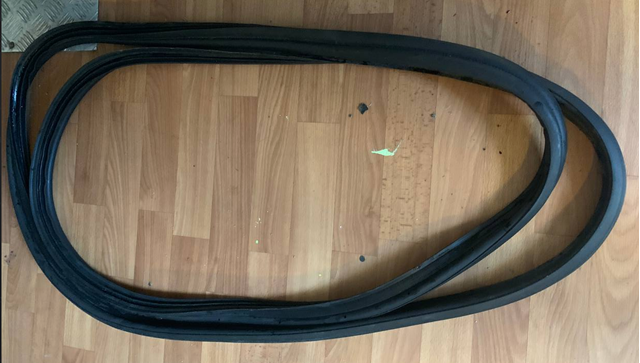 Ущільнювач дверей задка кузова 81761GI000 HYUNDAI