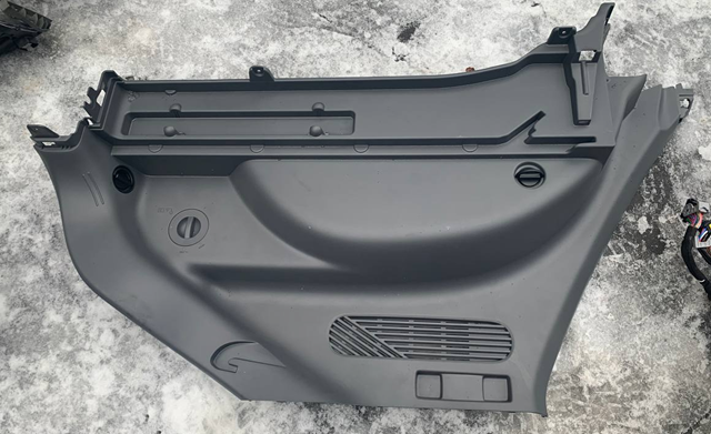 Облицювання багажного відсіку, праве 85740GI000YGN HYUNDAI