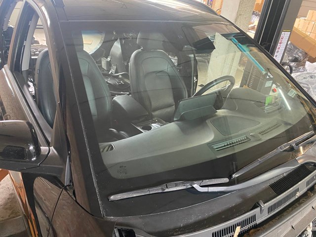 Вікно вітрове 86110K4AB0 HYUNDAI