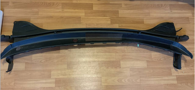 Водостік лобового скла, жабо 86150G2000 HYUNDAI