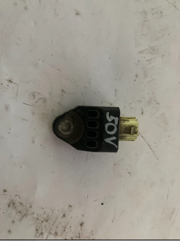 Датчик подушки безпеки 8917333080 TOYOTA