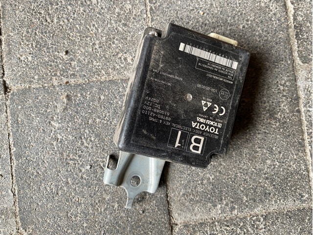 Антена KESSY 897B042110 TOYOTA
