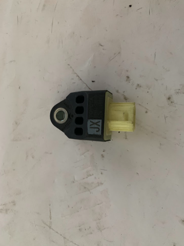 Датчик AIRBAG передній 8983178010 TOYOTA