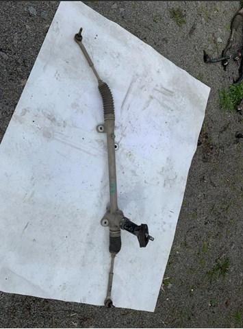 Рейковий рульовий механізм KD3132112 MAZDA