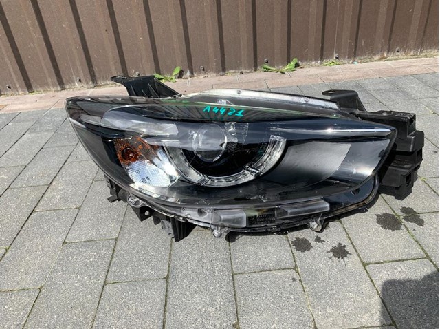 Права блок фара KD3151030 MAZDA