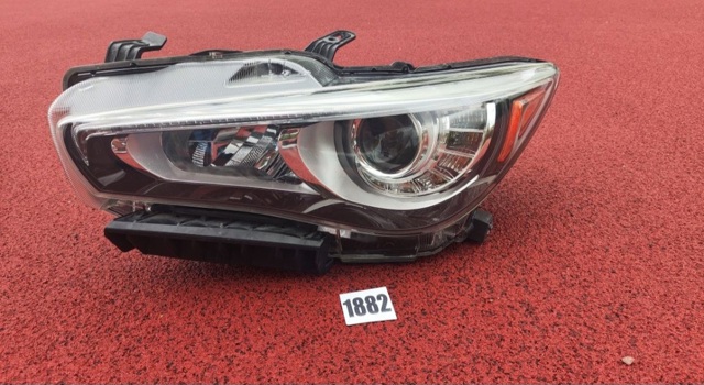 Основна фара в зборі ліва 260604HB0A NISSAN