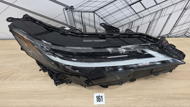 Фара основна права 811100E710 TOYOTA