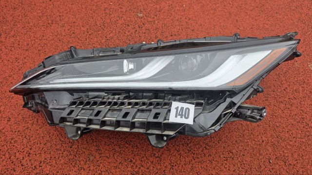 Фара 8115048J30 TOYOTA