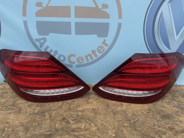Ліхтар задній лівий A2139068100 MERCEDES