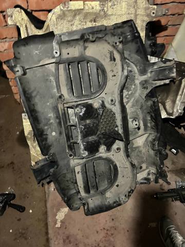 Деталі підлоги (основа кузова або підлоги) A1665200323 MERCEDES