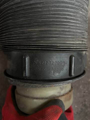 Пневморессора задня A2123270092 MERCEDES