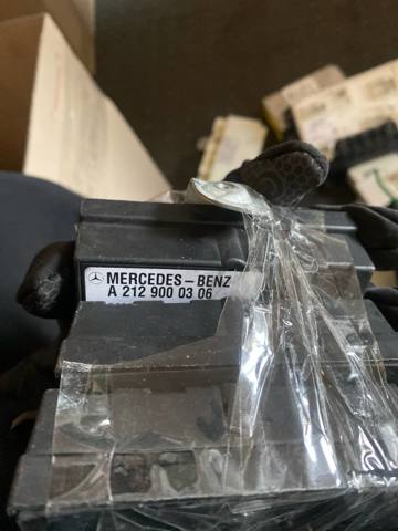 Модуль керування (ЕБУ) паливного насосу A2129000306 MERCEDES