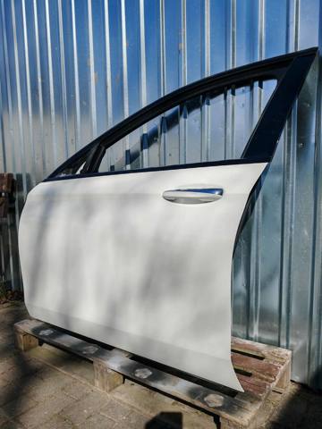 Водійські двері A2137200105 MERCEDES