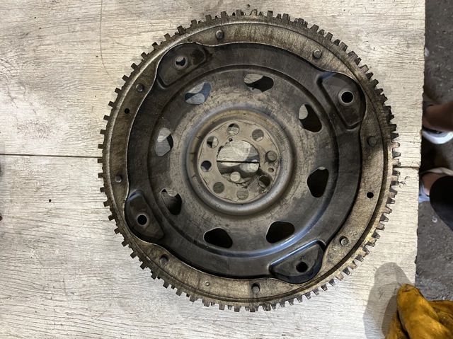 Маховик зчеплення 12331EB30A NISSAN