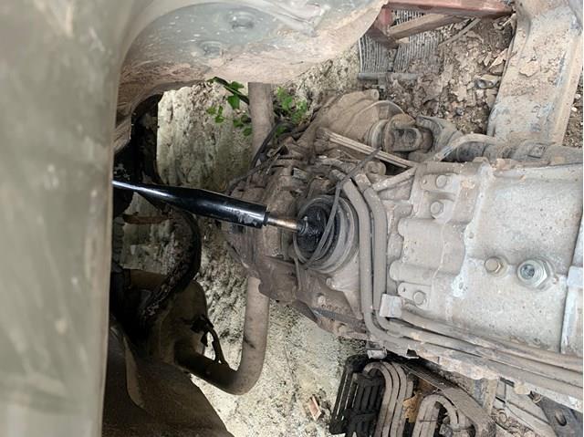 Ручна коробка передач 32010EB510 NISSAN