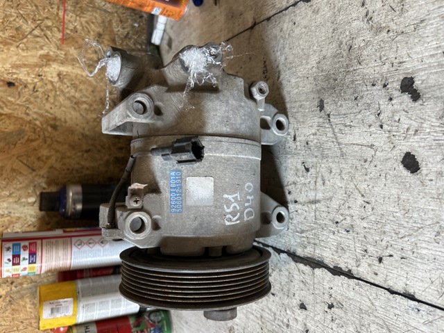 Компресор кондиціонера 92600EB01A NISSAN