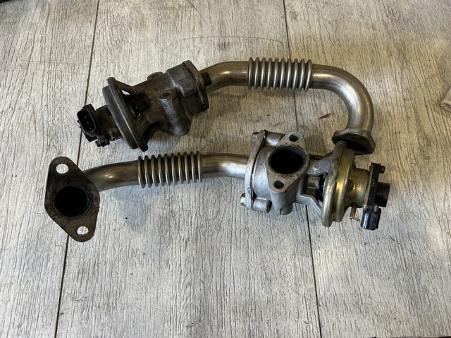 Клапан рециркуляції відпрацьованих газів EGR MR577141 MITSUBISHI