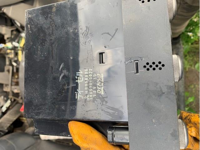 Регулятор вентилятора обігрівача MR958005 MITSUBISHI