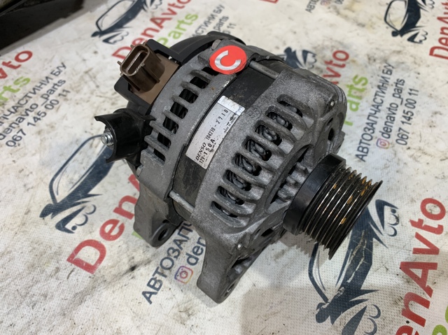 Авто генератор 1042102710 DENSO