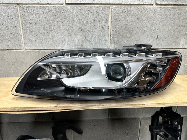 Блок фара ліва 4L0941003AL VAG