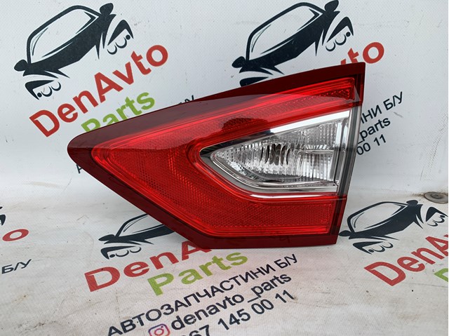 Фара задня права внутрішня DS7313A602AD FORD