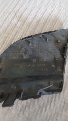 Заглушка бампера буксирувального гака, передня ліва 5328642110 TOYOTA