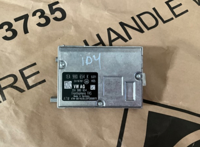 Камера системи забезпечення видимості 1EA980654K VAG
