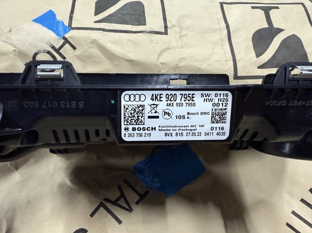 Спідометр 4KE920795E VAG