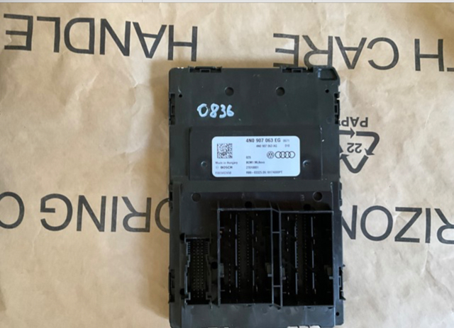 Блок управління бортової мережі 4N0907063EG VAG