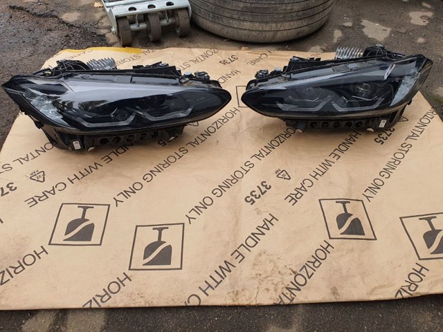 Фара передня права 63119851040 BMW