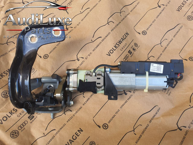 Амортизатор кришки багажника / двері 3/5-ї задньої 8R0827851D VAG