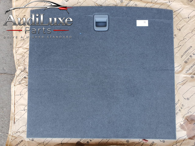 Облицювання багажного відсіку нижнє 8R0861531A VAG