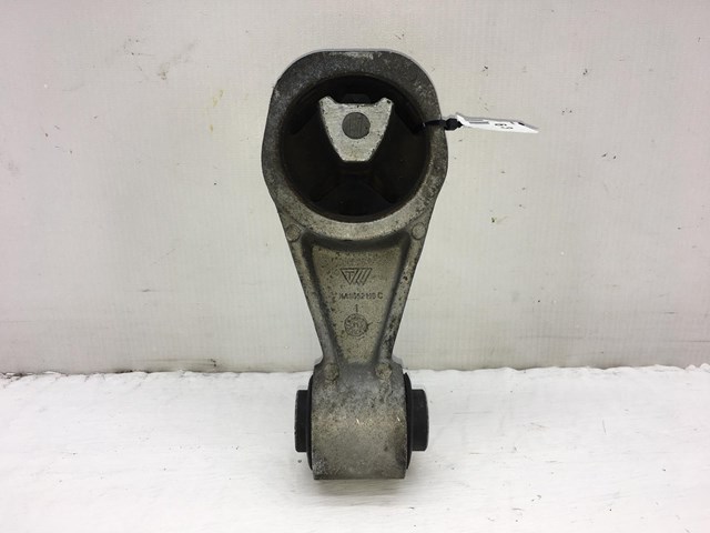 Подушка (опора) двигуна, права задня 113501KC0A NISSAN