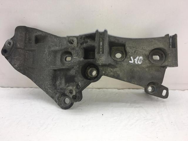 Кріплення генератора Nissan Qashqai 1