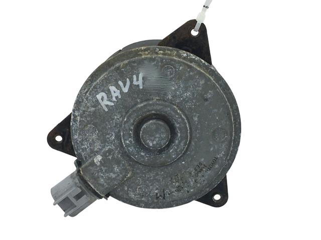 Двигун вентилятора системи охолодження, правий Тойота Рав 4 3
