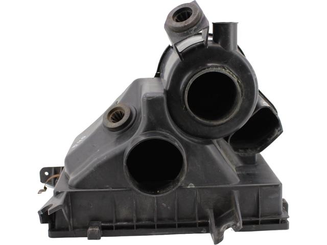Корпус повітряного фільтра, нижня частина 16528EC00A NISSAN