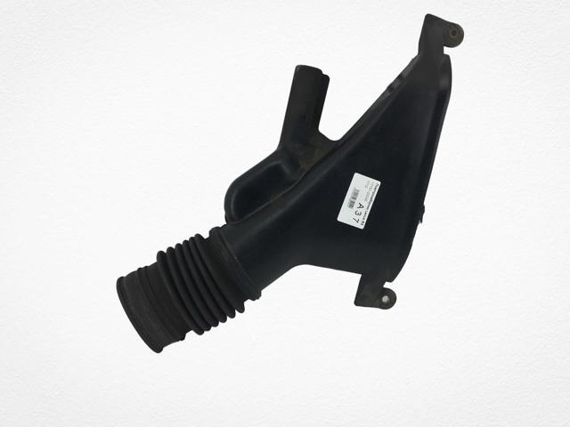 Повітроприймач 1775120040 TOYOTA