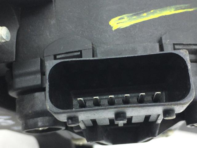 Педаль акселератора 18002EB400 NISSAN