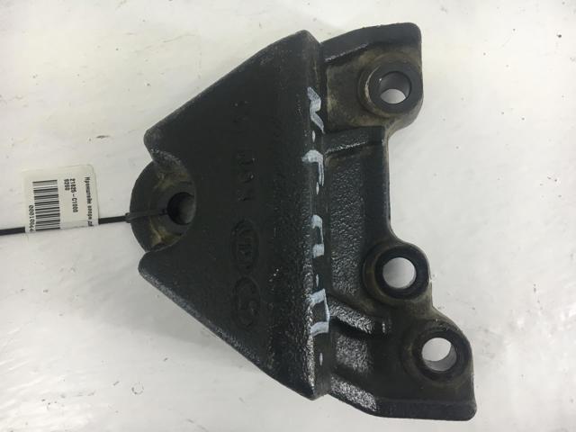 Кронштейн подушки (опори) двигуна, правої 21825C1000 HYUNDAI