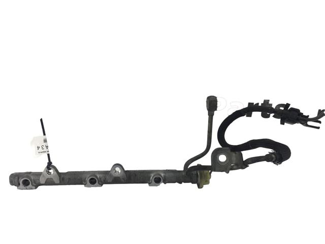 Розподільник палива 2381420021 TOYOTA