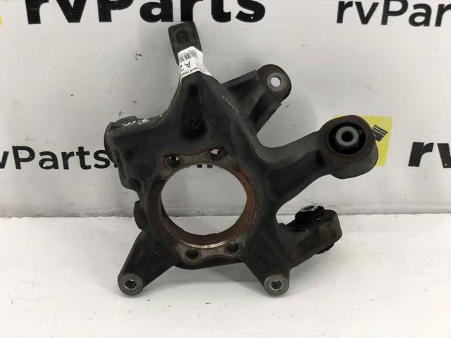 Кулак поворотний правий 28411FL020 SUBARU