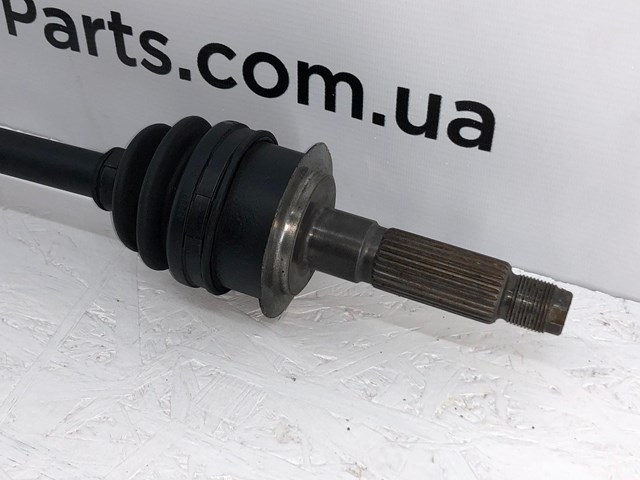 Напіввісь задня 28421AJ00A SUBARU