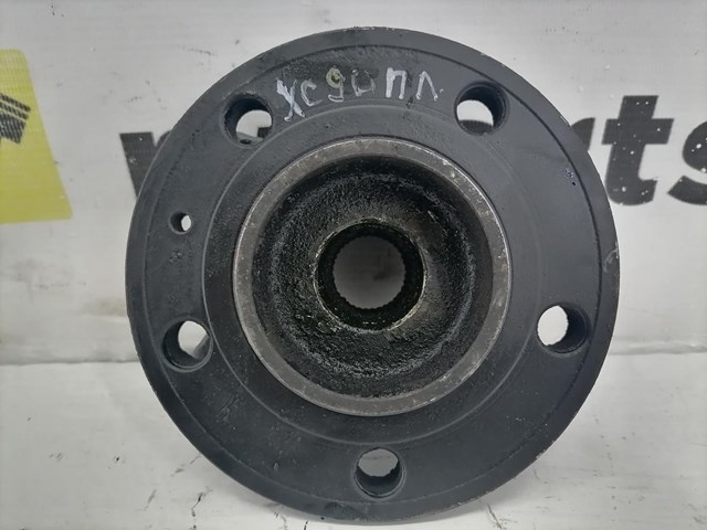 Маточини передніх коліс 30639875 VOLVO