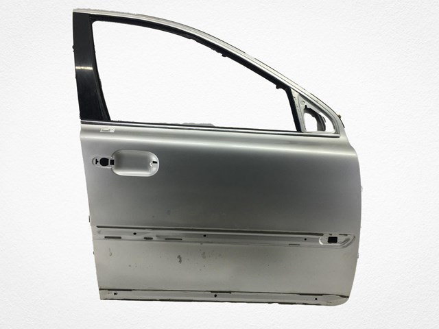 Дверка передня права 30796497 VOLVO