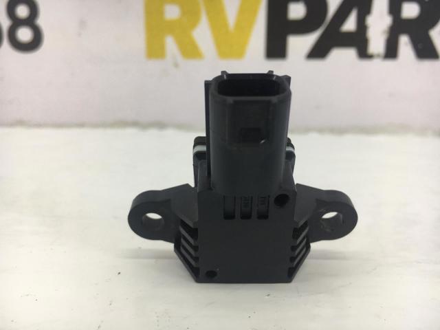 Датчик AIRBAG передній 31406731 VOLVO