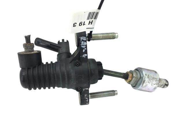 Циліндр зчеплення 3142042040 TOYOTA